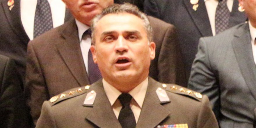 Darbeci albay dinlenmemek için bunu yaptı