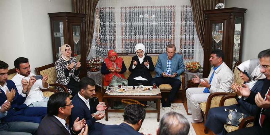 Cumhurbaşkanı'ndan şehit yakını ve gazilere ziyaret