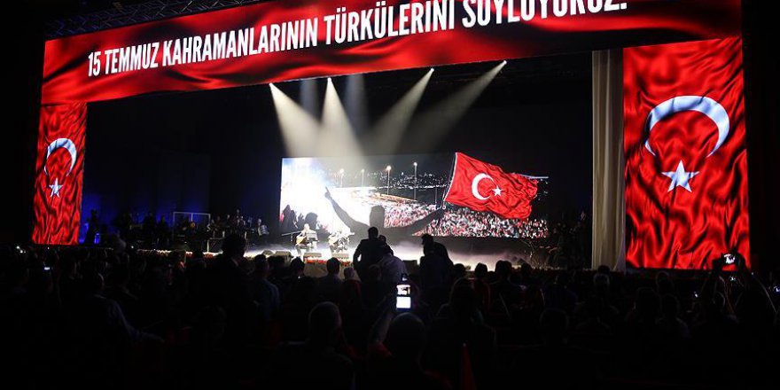 '15 Temmuz kahramanları' türkülerle anıldı