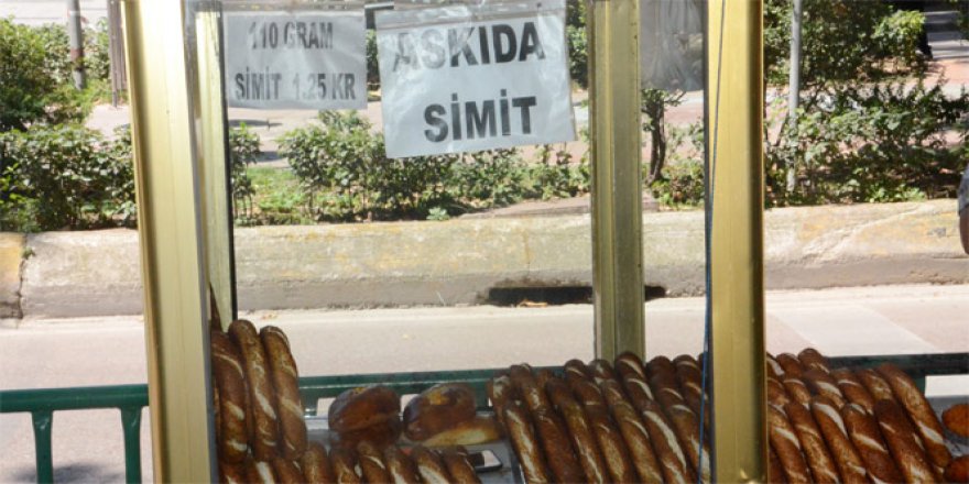 Yüzlerce yıllık Osmanlı geleneği simit tezgahlarında hayat buluyor