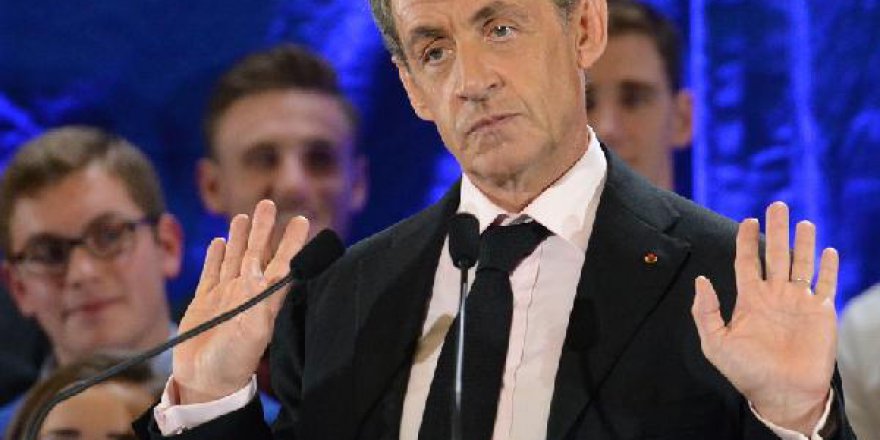 Sarkozy: Türkiye Avrupa'ya değil Asya'ya ait