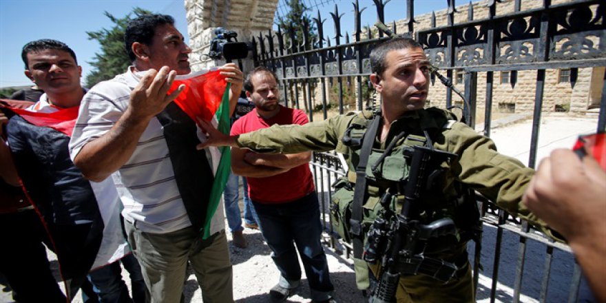 Kudüs'te onlarca Filistinli yaralandı