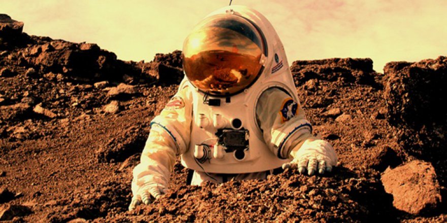 İlk insan Mars'a o tarihte ayak basacak!
