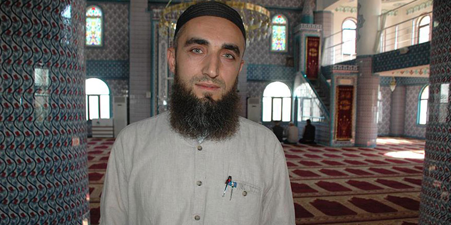 'Neden sela okuyorsun' deyip darbedilen imam adalet peşinde