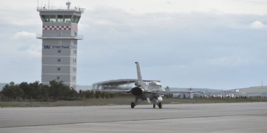 Darbe öncesi Ankara semalarında darbe keşfi