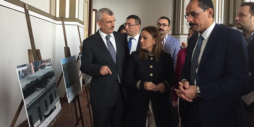 Kalın '15 Temmuz Darbe Girişimi Sergisi'ni gezdi