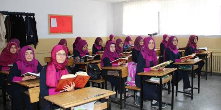 Bu okulda her hafta şehitler için 16 hatim okunuyor