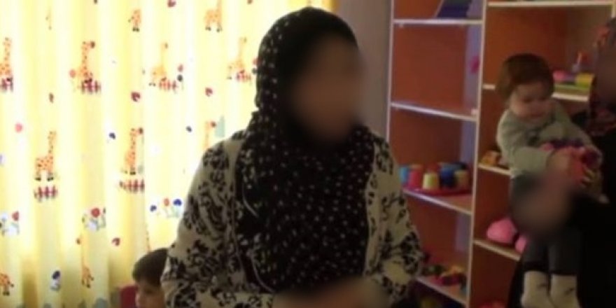 Müslüman genç kızlar gözaltına alındı!