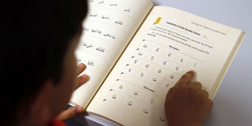 Amerika ve İngiltere'ye İngilizce Elifba gönderildi