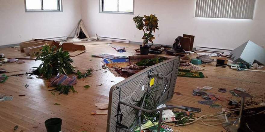 Kanada'da bir mescide daha saldırı