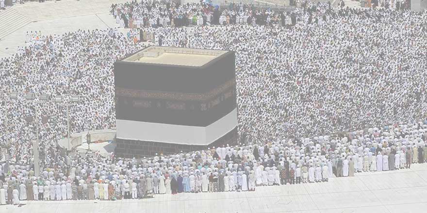 Umre turlarını ek harçlar nedeniyle askıya aldılar