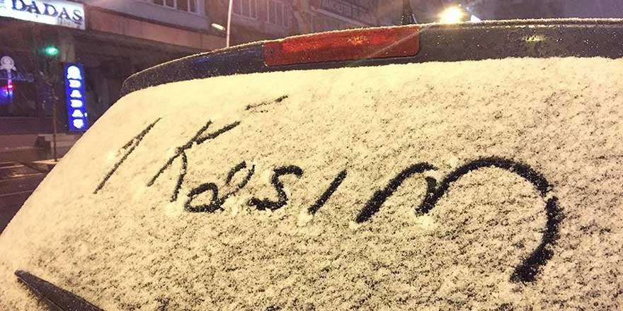 Beyaz rahmet kar yağdırıldı, bereketli olur inşallah