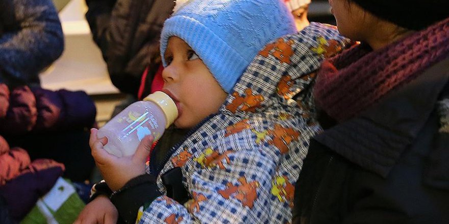 Sığınmacı çocuklara süt talebi