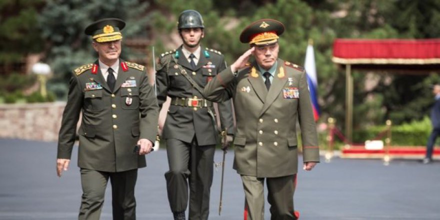 Genelkurmay Başkanı Hulusi Akar Rusya'da