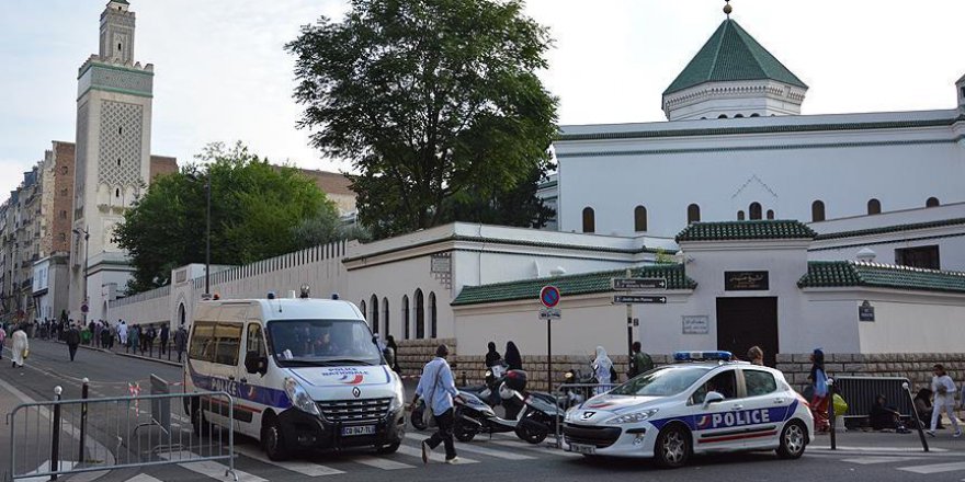 Fransa’da 4 cami daha kapatıldı