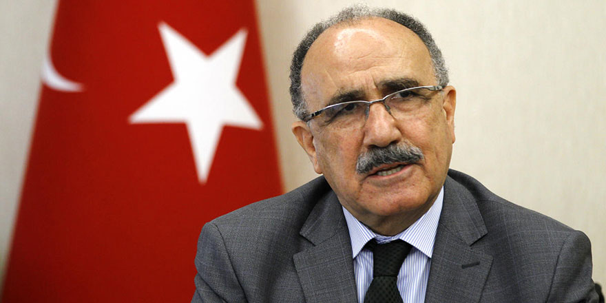 Çok harcayan, israfı olan bir Müslüman gençliği görüyorum