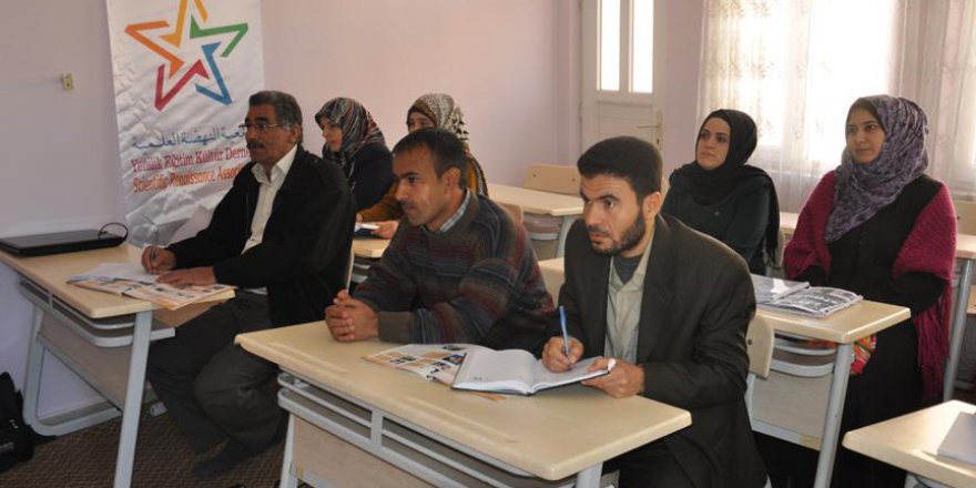 Suriyeliler Türkçe öğreniyor