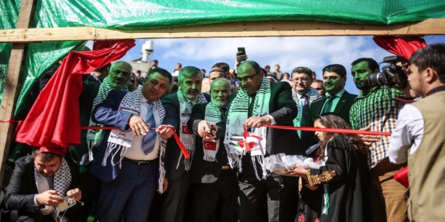 Yıkılan camileri Türkiye ayağa kaldırdı