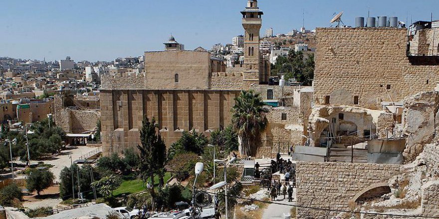 İsrail, ezan yasağını 'şimdilik' erteledi