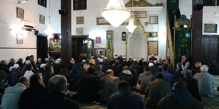 Macaristan'da ezan ve cami yasağı