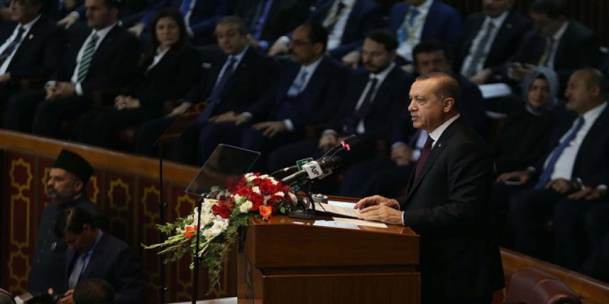 'Batı şu anda DEAŞ'ın yanında'