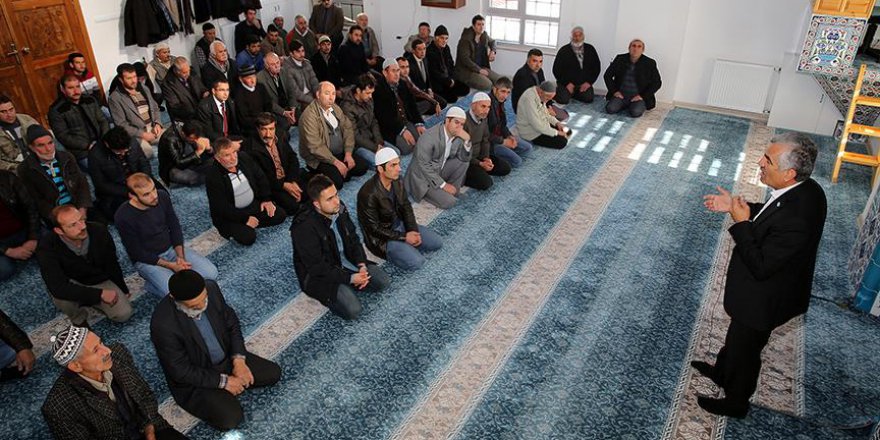 Öz vatanlarında ilk cuma namazını kıldılar