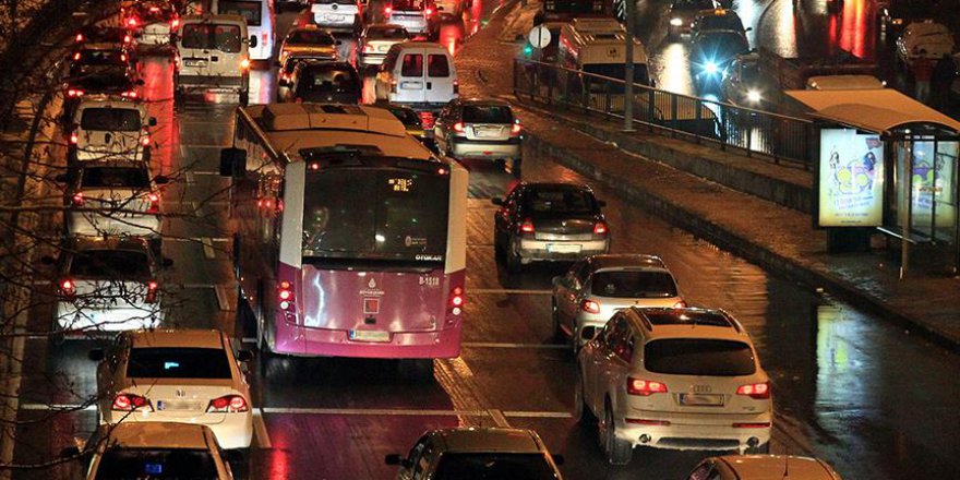 İETT'nin kadın yolculara özel gece düzenlemesi