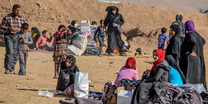 Musul'da 700 bin sivil yerinden edildi