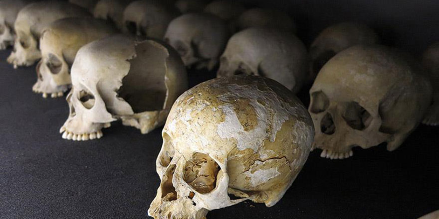 Katolik Kilisesi: 800 bin kişi öldü, soykırım yaptık özür dileriz!