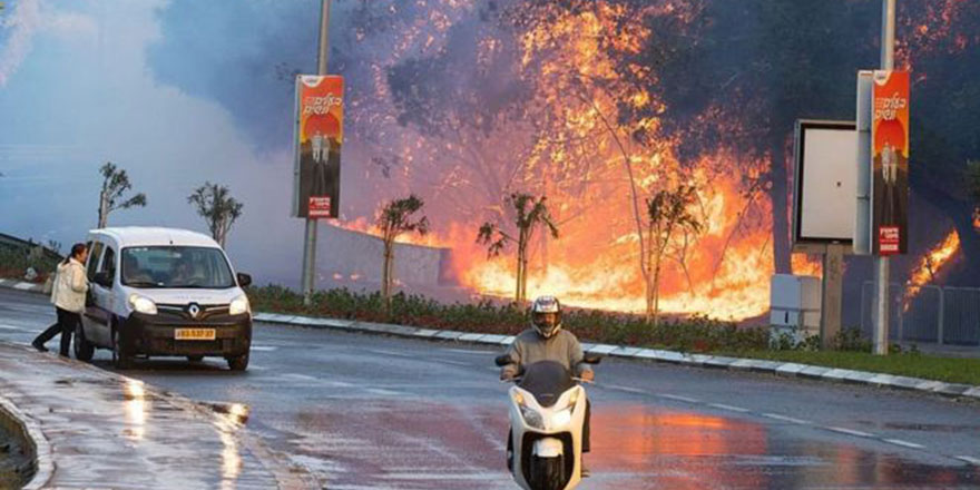Ezanı yasaklamaya karşı İlahi ceza mı? İsrail 4 gündür yanıyor!