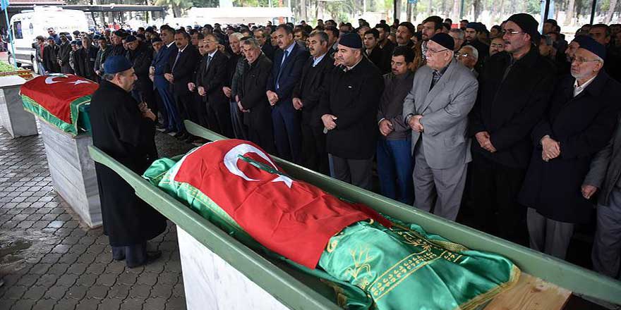 Yurt yangınında vefat eden öğrencilere hüzünlü veda