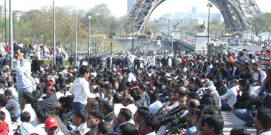 Fransa yeni cumhurbaşkanını bekliyor