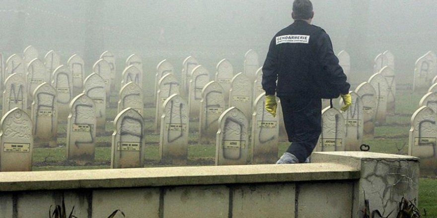 'Fransa'da İslamofobik saldırılar 2015 yılında yüzde 500 arttı'