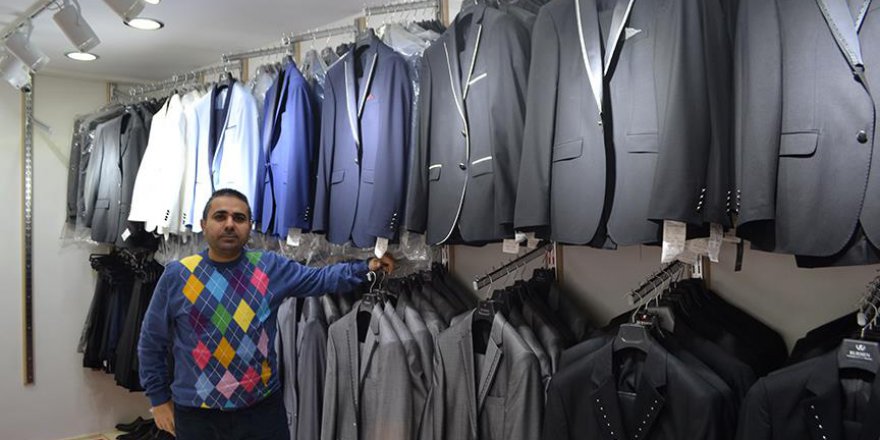 Türk lirasına destek olana 'damatlık' hediye