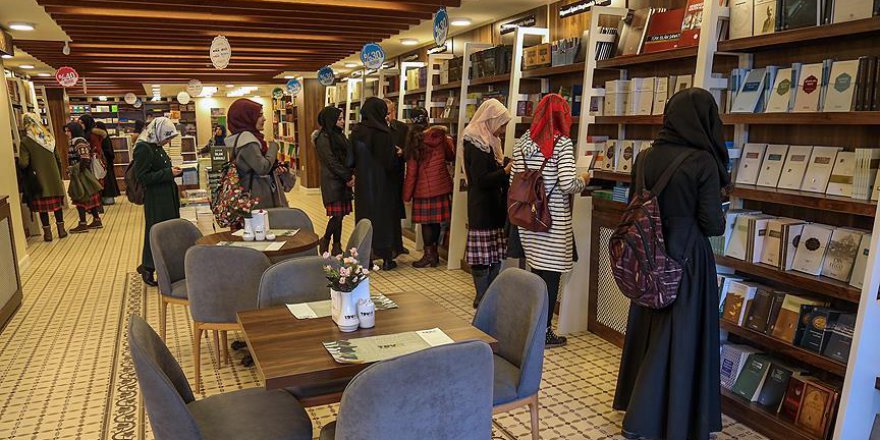 'Aile boyu' kitabevi