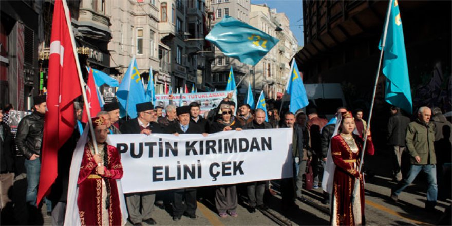 Rusya Konsolosluğu önünde Kırım eylemi