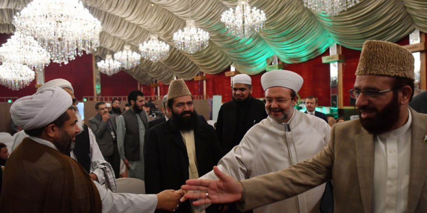 Diyanet İşleri Başkanı Görmez Pakistan'da
