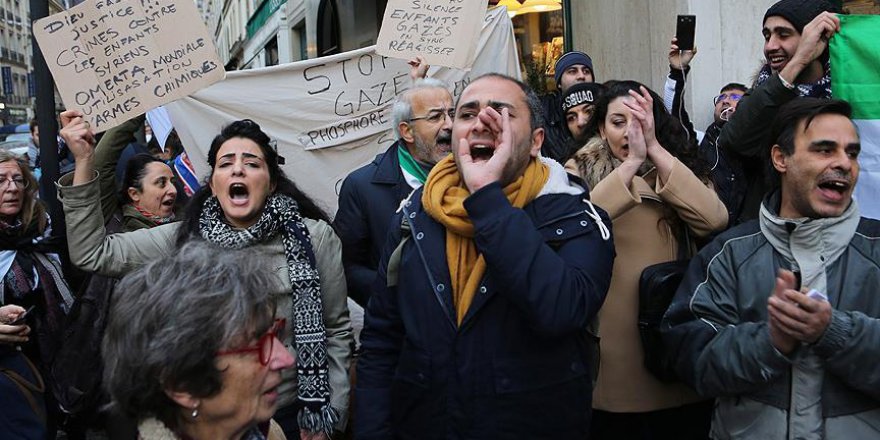 Paris'te Halep protestosu