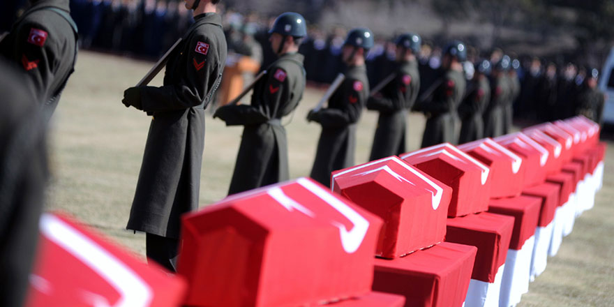 İdlib'de hava saldırısında 33 Mehmetçiğimiz şehit oldu