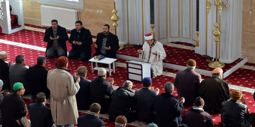 Bediüzzaman Camisinde Şehitler için özel program