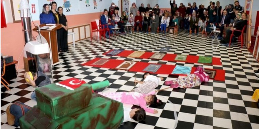 Çocuklar 15 Temmuz'u canlandırdı