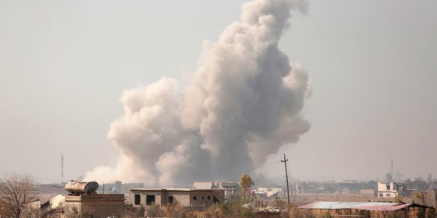 Musul'da halk pazarı vuruldu: 20 ölü