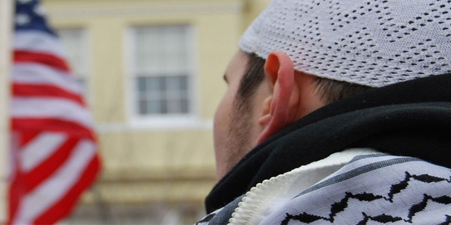 Müslüman gençlerin dini hayatları TV şovunda yer alacak