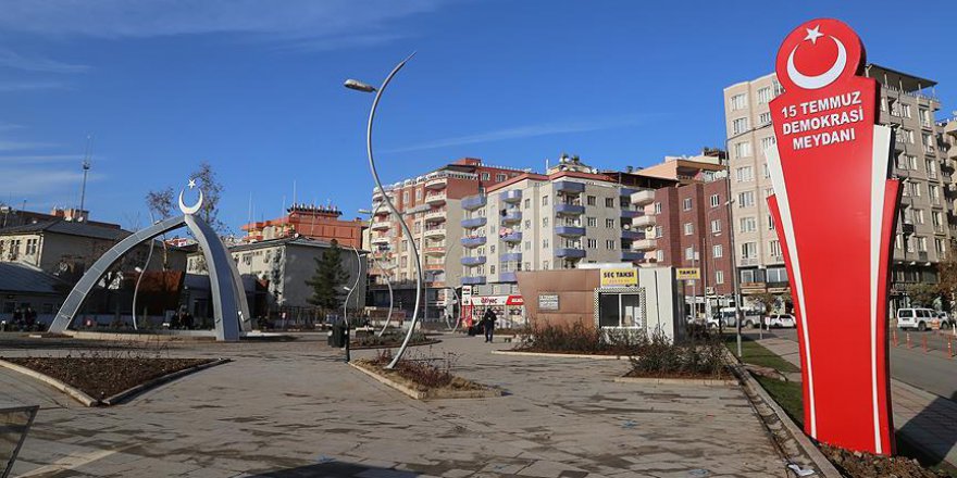 Siirt kent meydanına '15 Temmuz Demokrasi Meydanı' ismi verildi