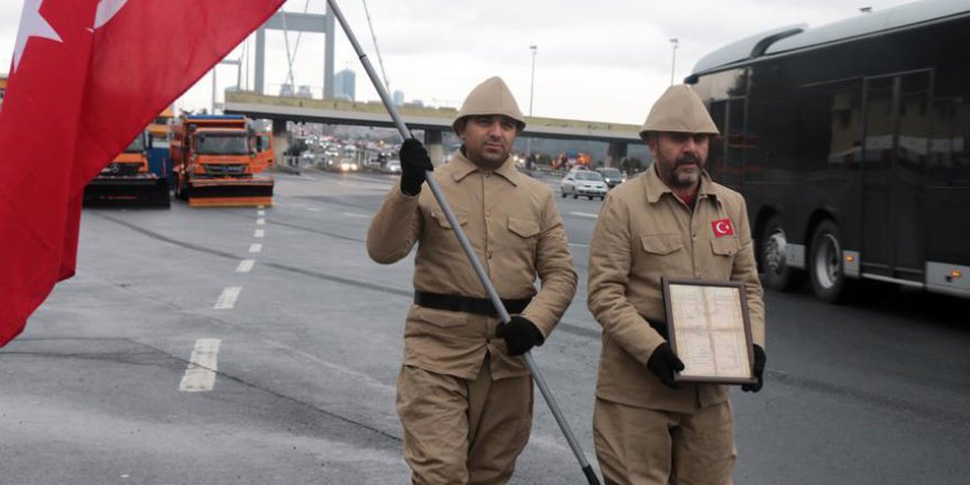 15 Temmuz Şehitler Köprüsü'nde nöbet tuttu