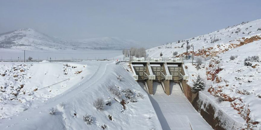 Beyaz rahmet yağdı barajlara bereket geldi