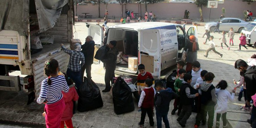 Oyuncaklarını Halepli çocuklara gönderdiler