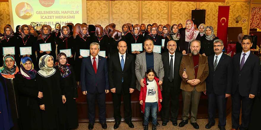 44 hanım hafızlık icazet belgesi aldı