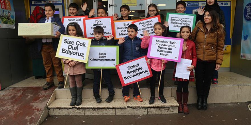 Öğrencilerden El Bab'daki Türk askerine moral mektubu