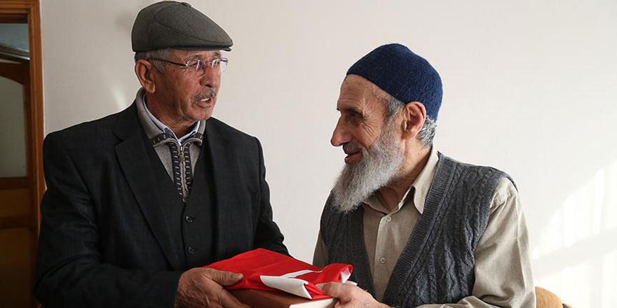 Şehit Halisdemir ve şehit Safitürk'ün babası buluştu